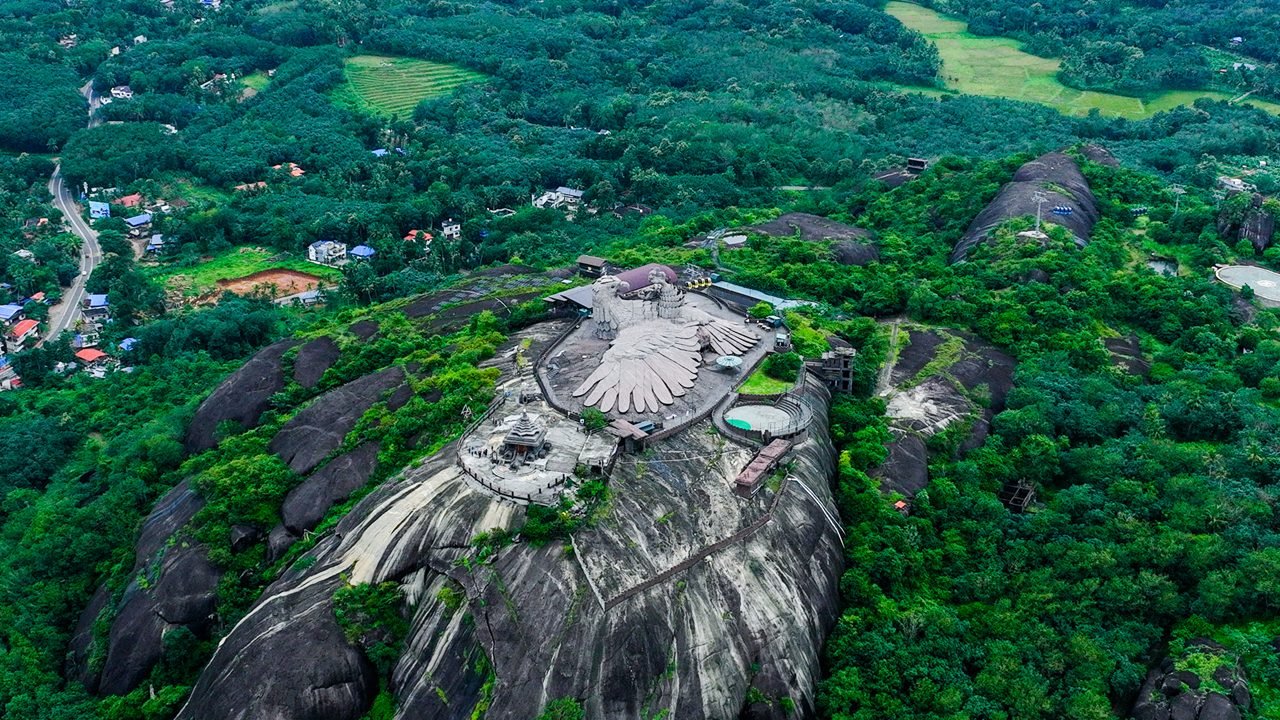 1-jatayu-rock-kumarakom-kerala-2-city-hero