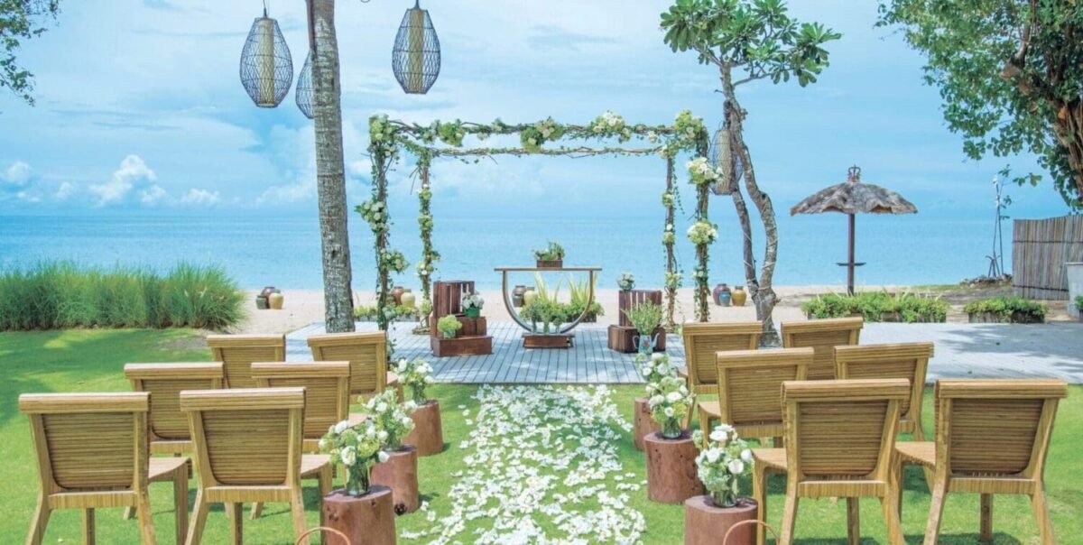 Belmond-Jimbaran-Puri-Wedding-Set-Up-scaled