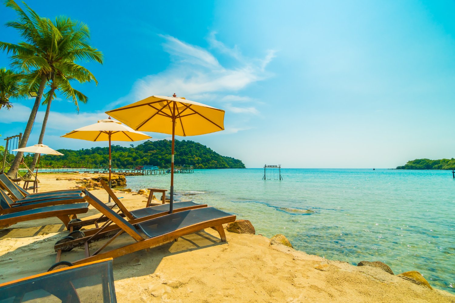 best-luxury-hotels-in-north-goa-YU-Hotel